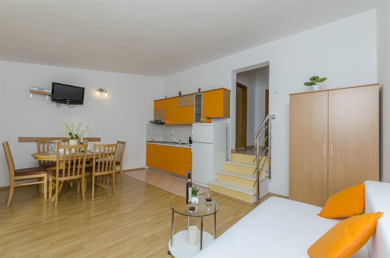 Apartments Srecko Duće Exterior foto