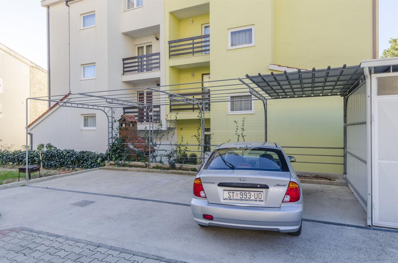 Apartments Srecko Duće Exterior foto