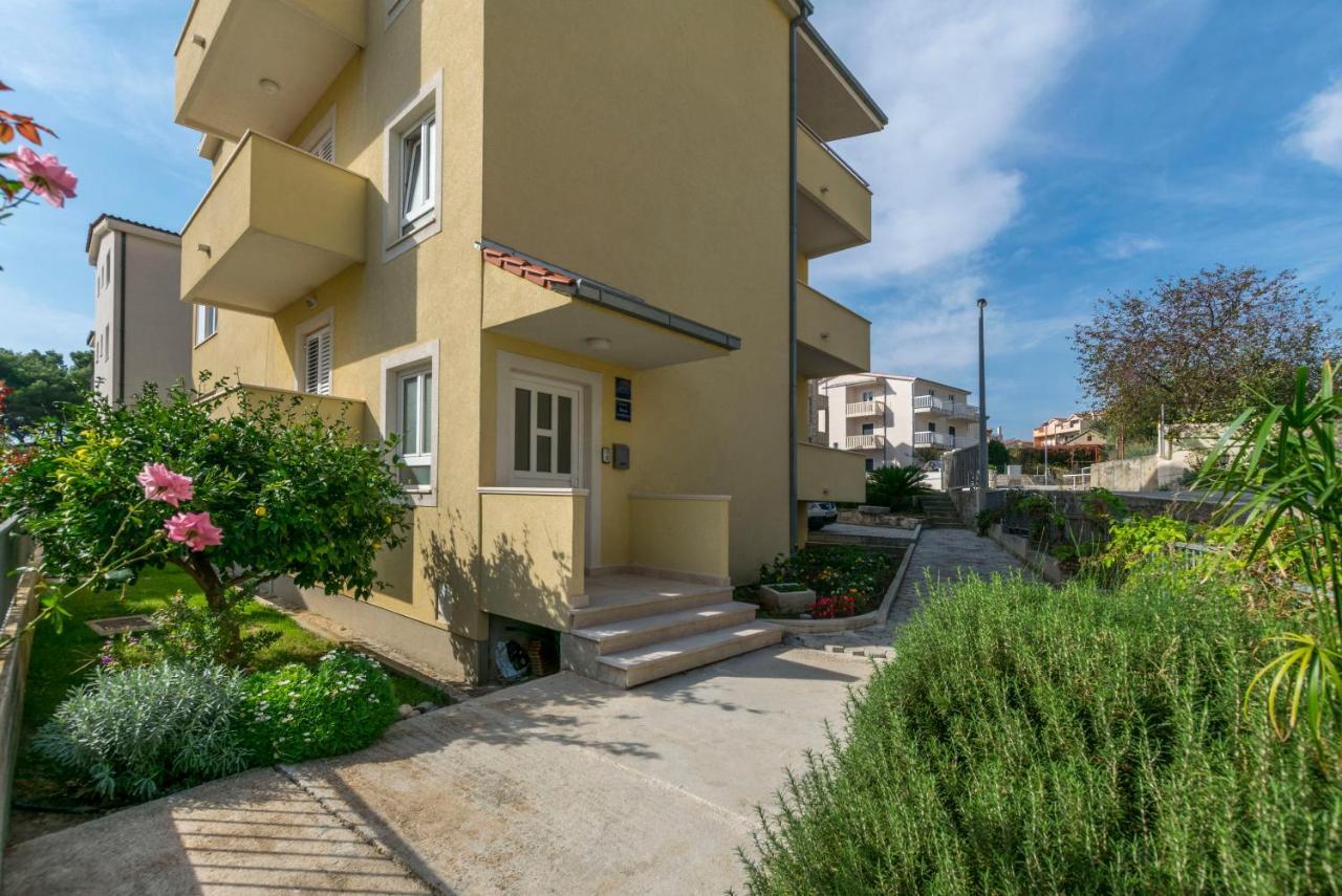 Apartments Srecko Duće Exterior foto